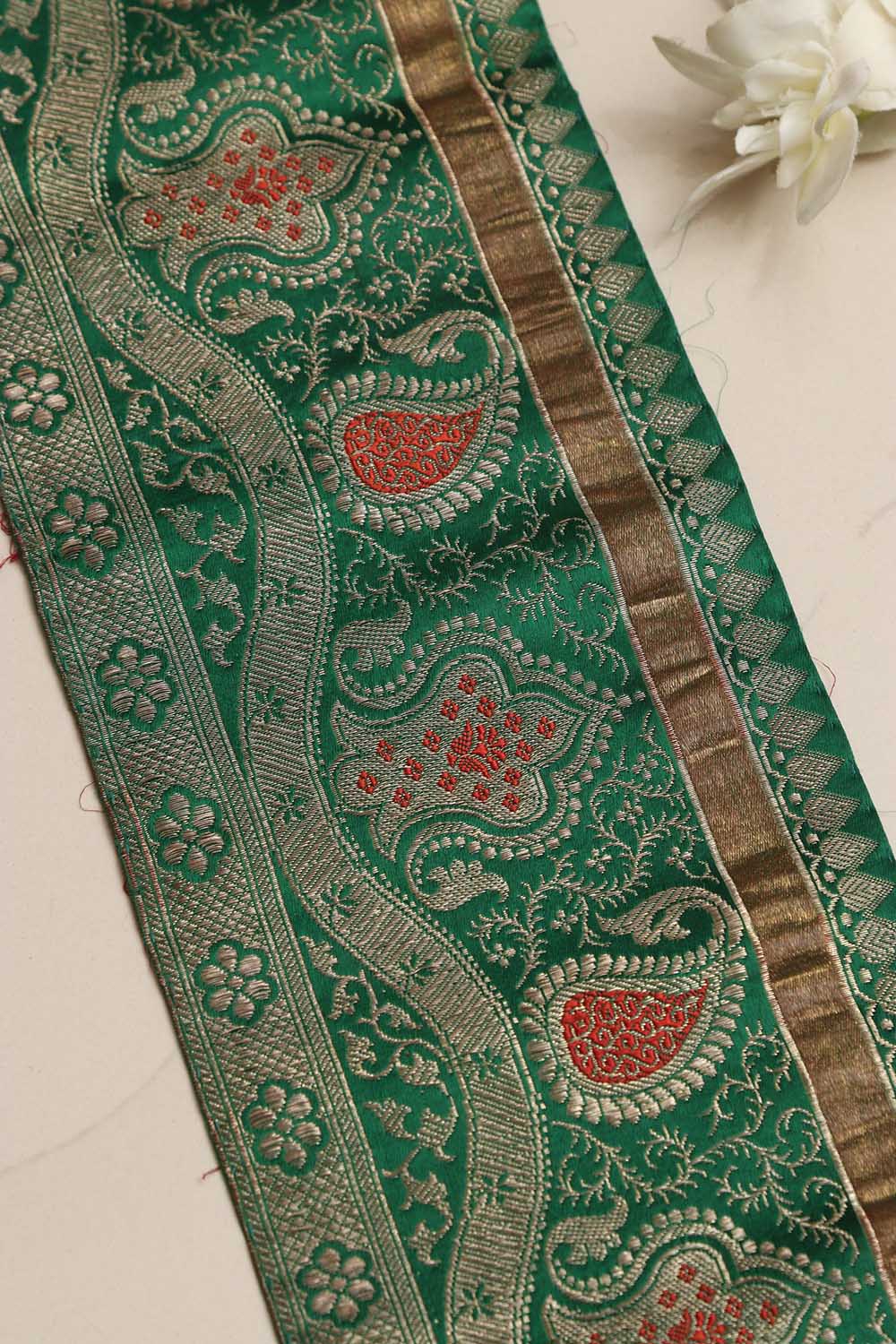 Green Banarasi Handloom Vintage Pure Silk Border Lace ( 1 Mtr ) - Luxurion World