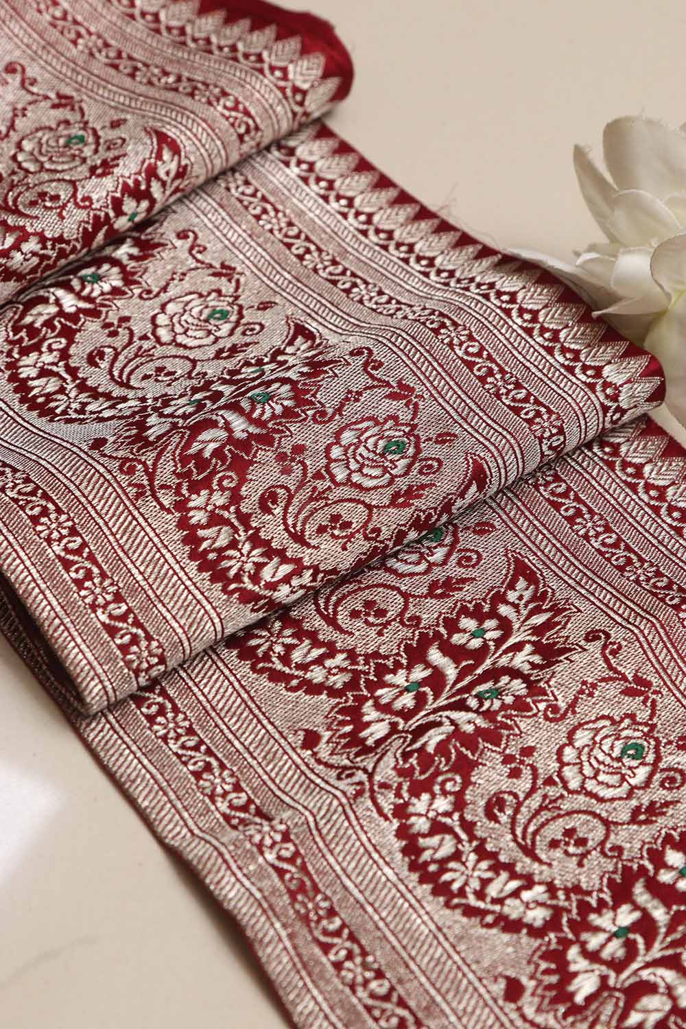 Maroon Banarasi Handloom Vintage Pure Silk Border Lace ( 1 Mtr ) - Luxurion World
