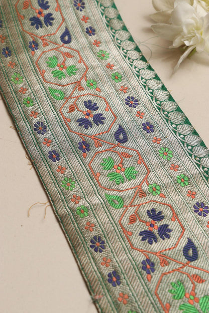 Green Banarasi Handloom Vintage Pure Silk Border Lace ( 1 Mtr ) - Luxurion World