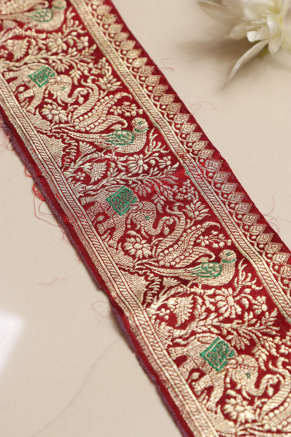 Red Banarasi Handloom Vintage Pure Silk Border Lace ( 1 Mtr ) - Luxurion World