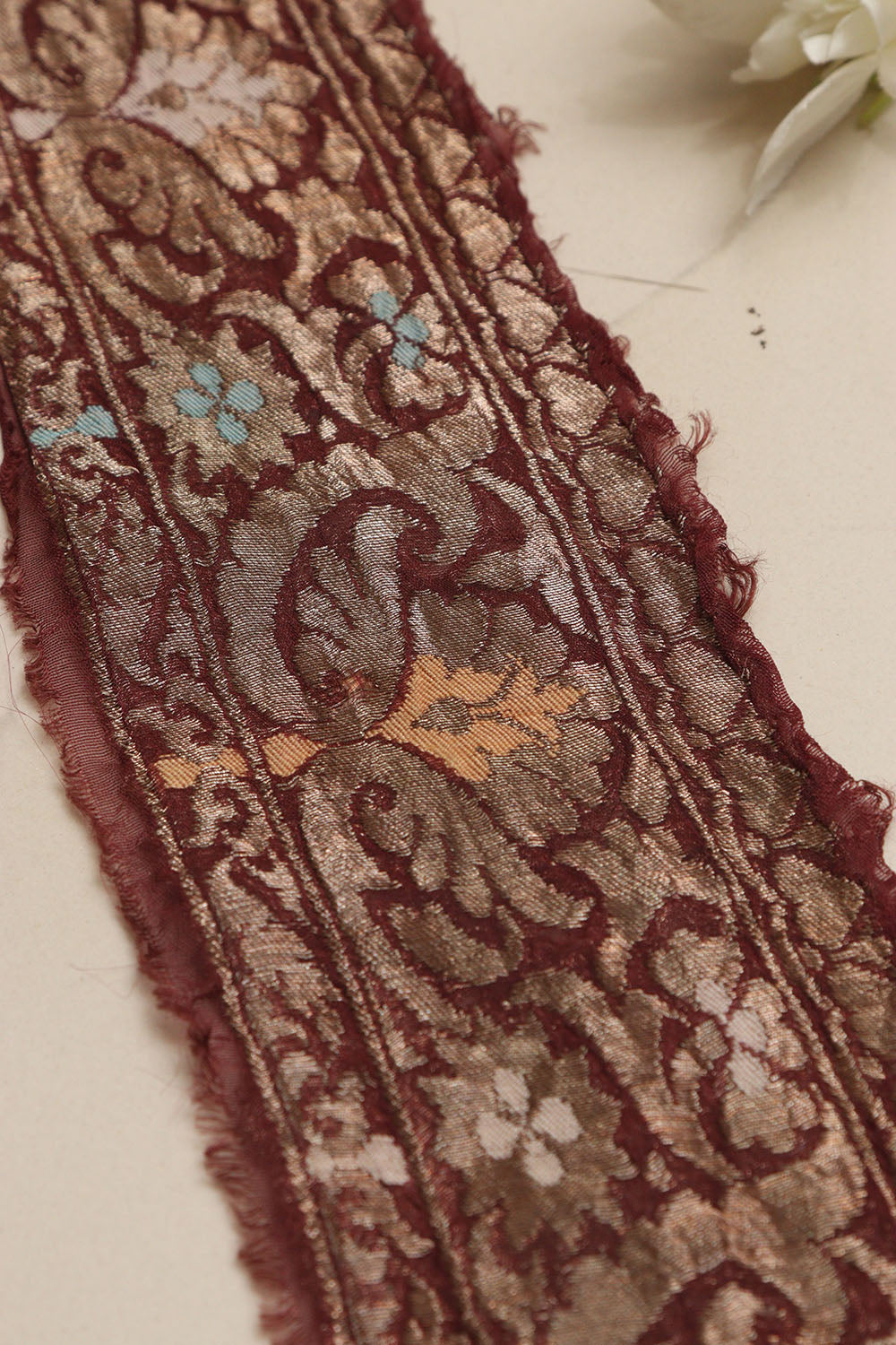 Brown Banarasi Handloom Vintage Pure Silk Border Lace ( 1 Mtr ) - Luxurion World