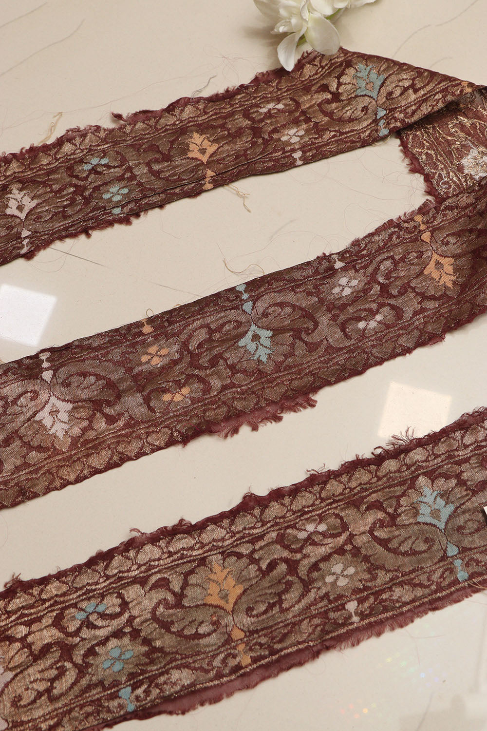 Brown Banarasi Handloom Vintage Pure Silk Border Lace ( 1 Mtr ) - Luxurion World