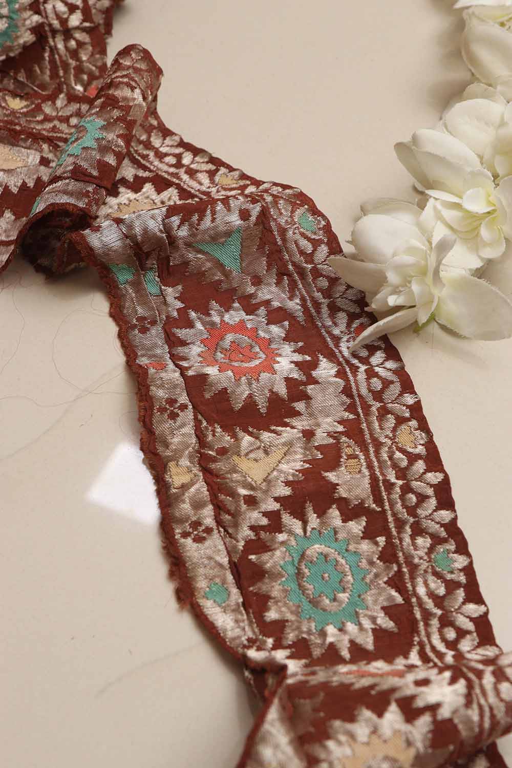 Brown Banarasi Handloom Vintage Pure Silk Border Lace ( 1 Mtr ) - Luxurion World