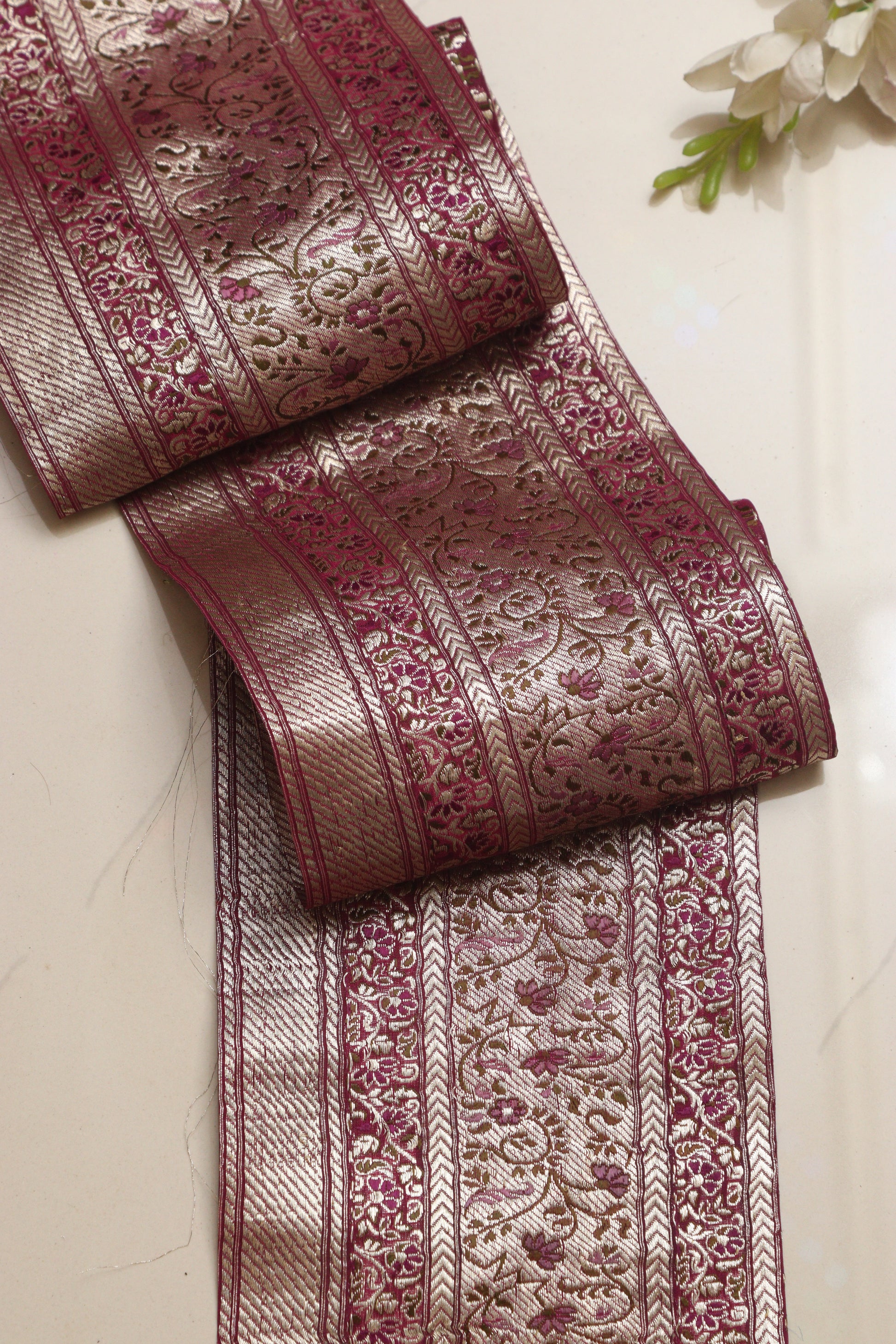 Pink Banarasi Handloom Vintage Pure Silk Border Lace ( 1.25 Mtr ) - Luxurion World