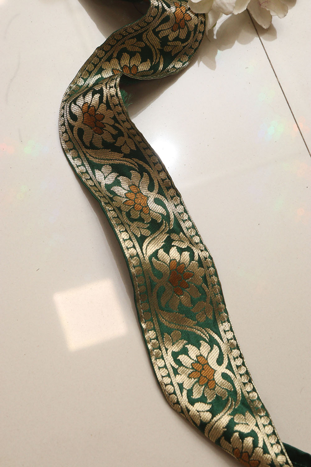 Green Banarasi Handloom Vintage Pure Silk Border Lace ( 1 Mtr ) - Luxurion World