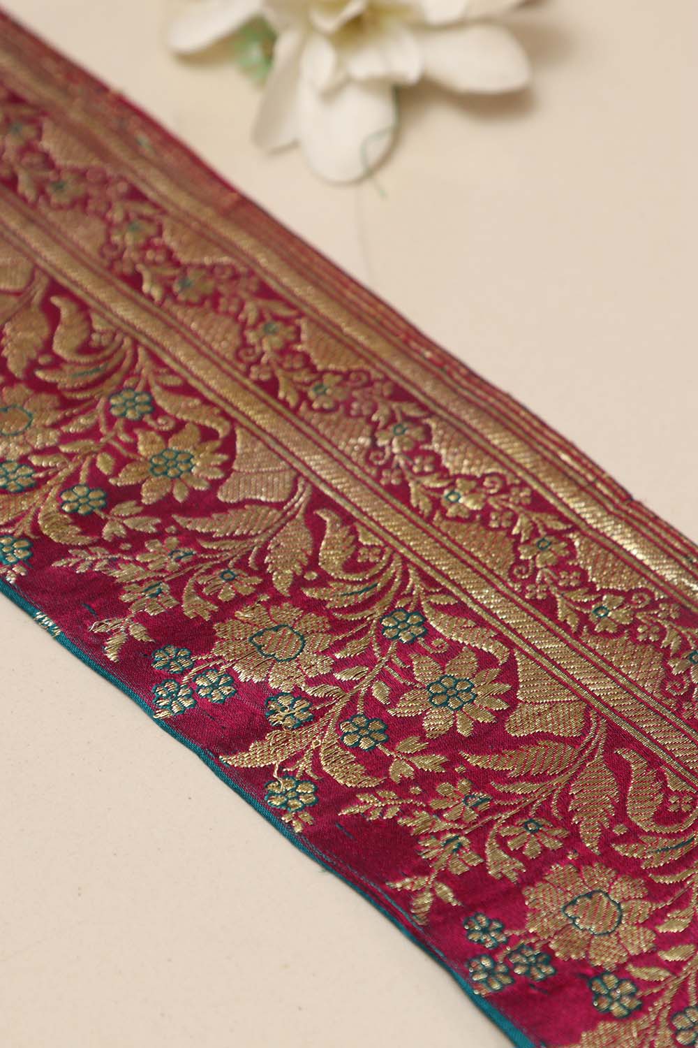 Pink Banarasi Handloom Vintage Pure Silk Border Lace ( 1 Mtr ) - Luxurion World