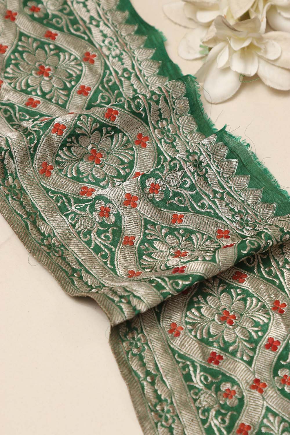 Green Banarasi Handloom Vintage Pure Silk Border Lace ( 1 Mtr ) - Luxurion World