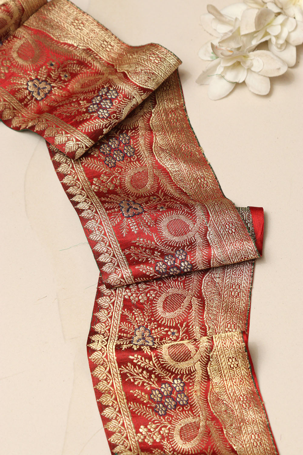 Red Banarasi Handloom Vintage Pure Silk Border Lace ( 1 Mtr ) - Luxurion World