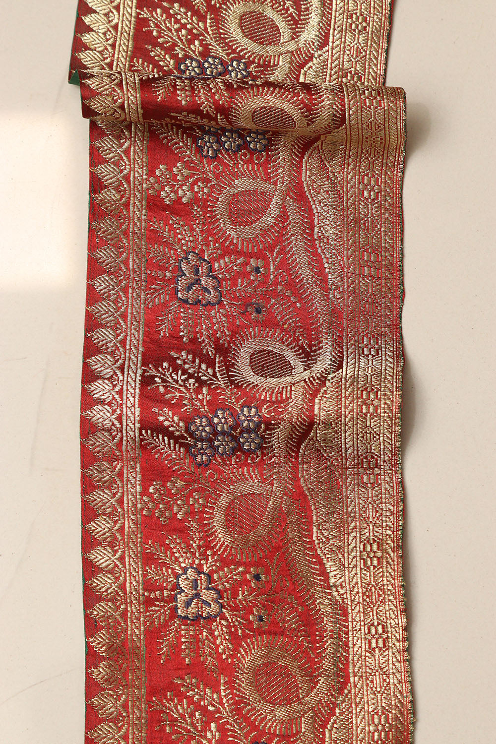 Red Banarasi Handloom Vintage Pure Silk Border Lace ( 1 Mtr ) - Luxurion World