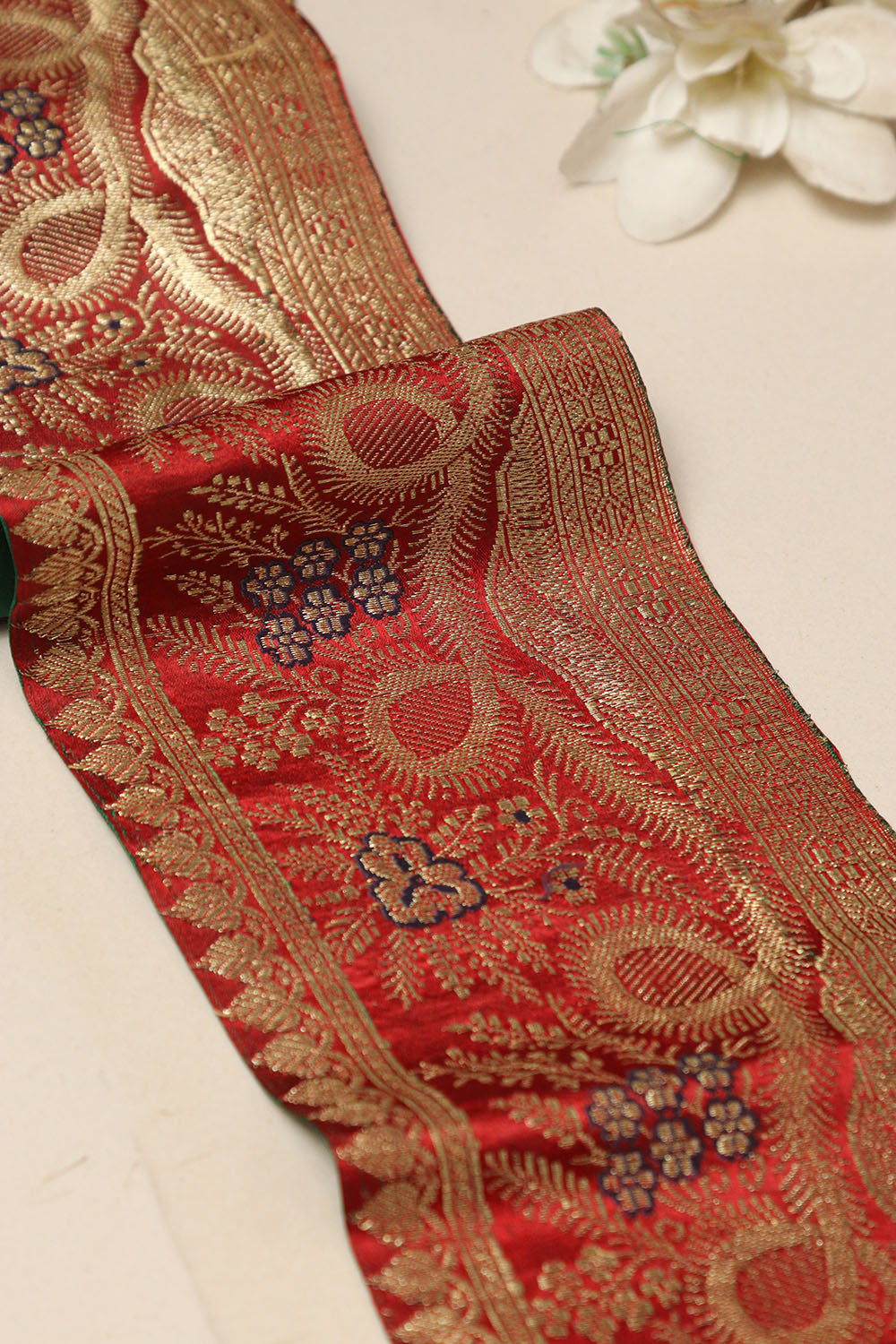 Red Banarasi Handloom Vintage Pure Silk Border Lace ( 1 Mtr ) - Luxurion World