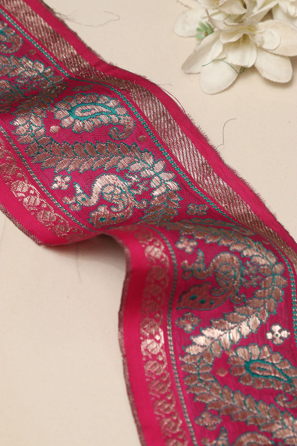 Pink Banarasi Handloom Vintage Pure Silk Border Lace ( 1 Mtr ) - Luxurion World