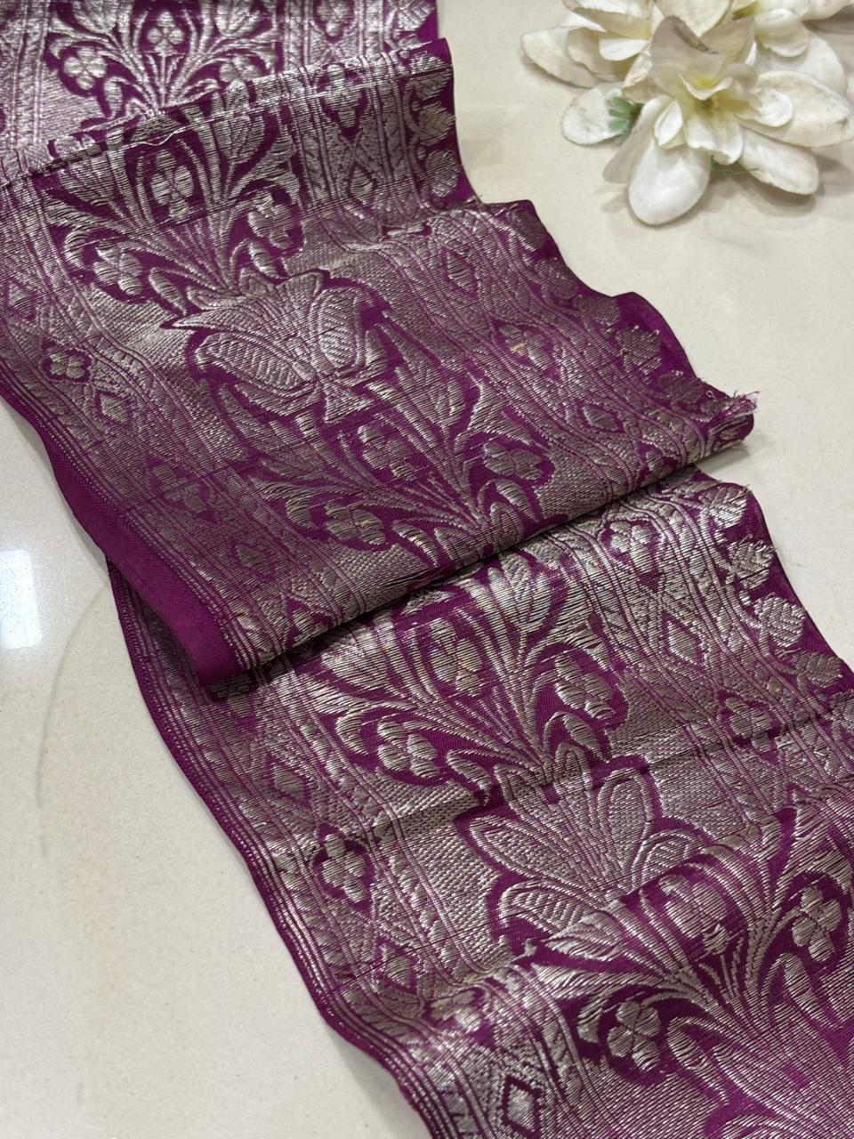 Exquisite Purple Banarasi Handloom Vintage Pure Silk Border Lace ( 1 Mtr ) - Luxurion World