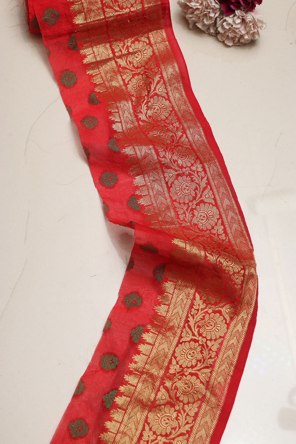 Stunning Red Banarasi Silk Lace ( 1 Mtr ) - Luxurion World