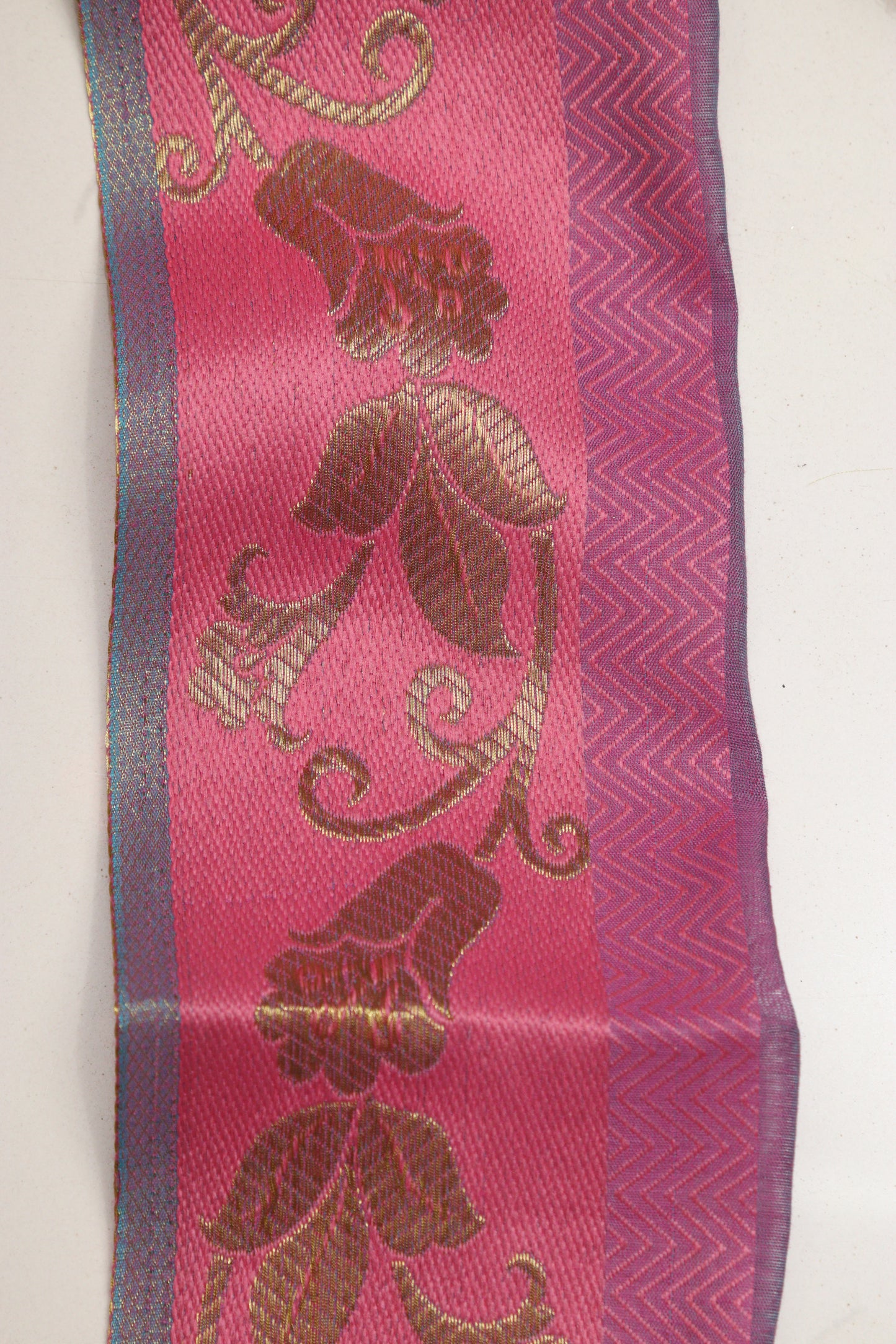 Pretty in Pink: Banarasi Silk Lace ( 1 Mtr )