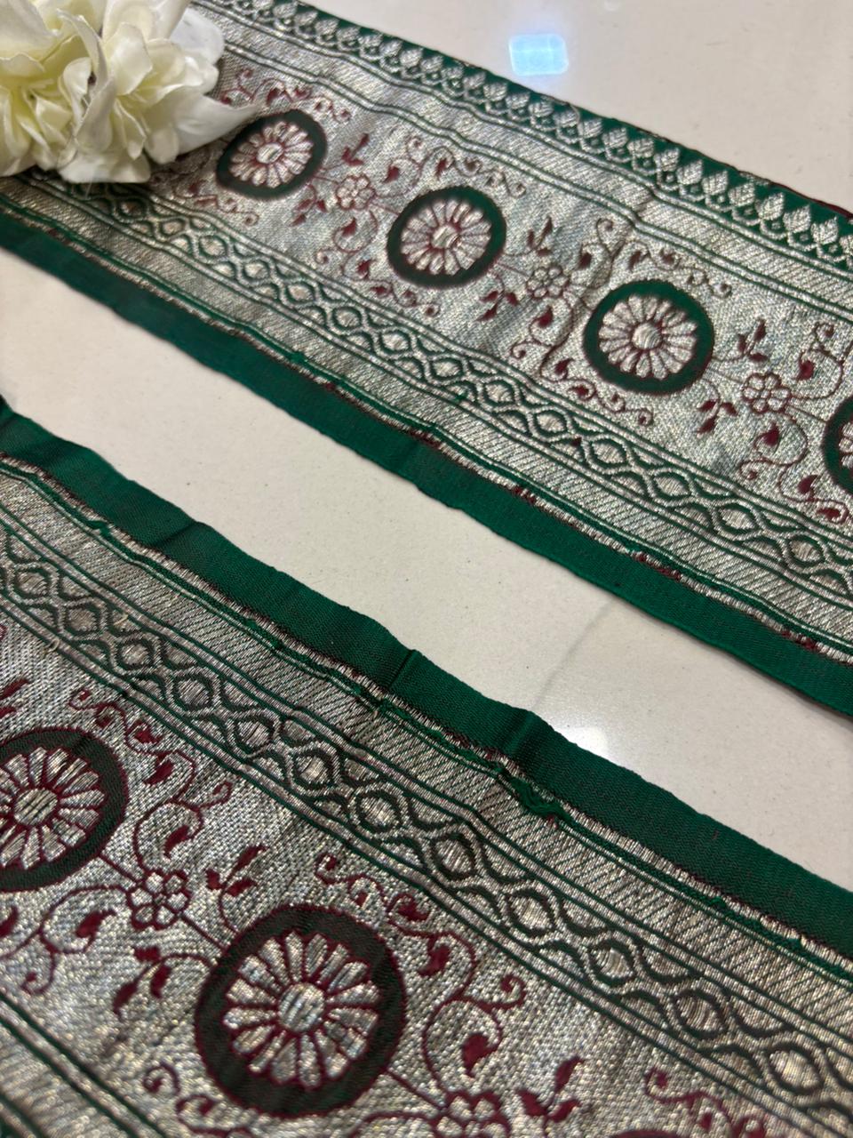 Green Banarasi Handloom Vintage Pure Silk Border Lace ( 1.5 Mtr ) - Luxurion World