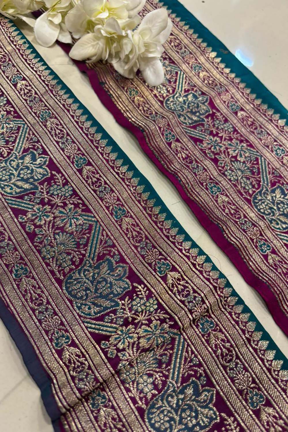 Exquisite Purple Banarasi Handloom Vintage Pure Silk Border Lace ( 1 Mtr ) - Luxurion World