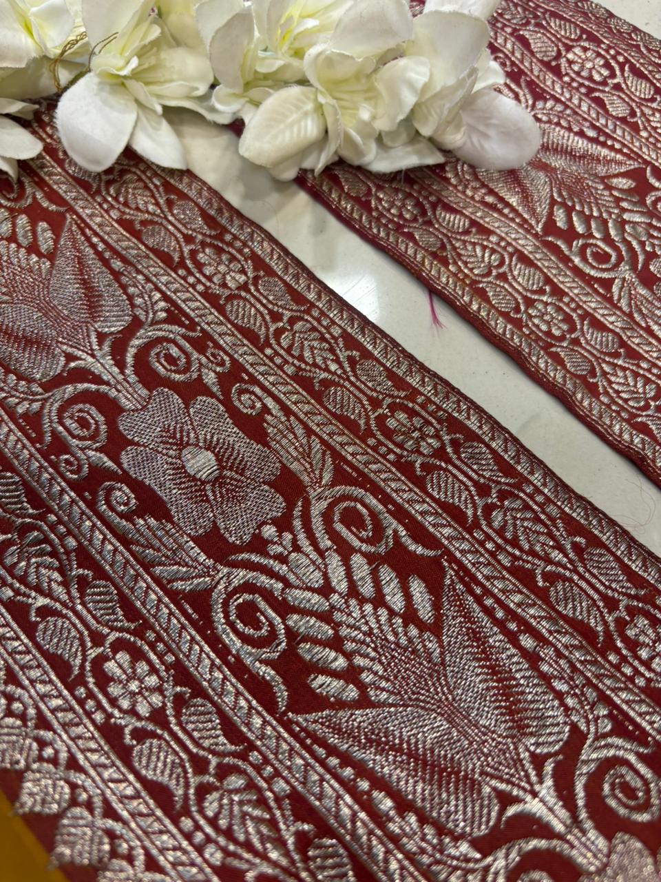 Maroon Banarasi Handloom Vintage Pure Silk Border Lace ( 1 Mtr ) - Luxurion World