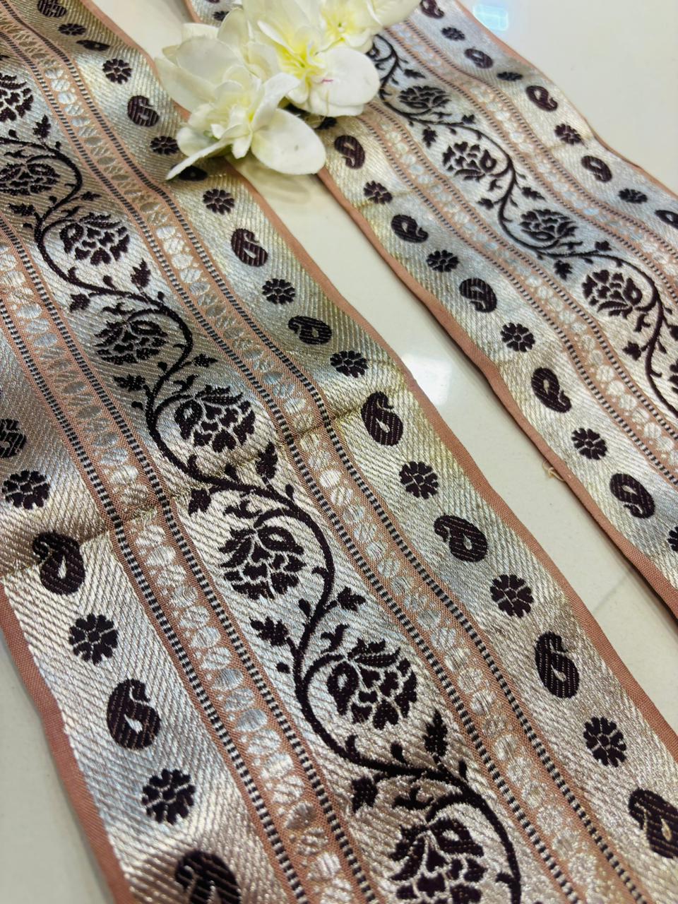 Peach Banarasi Handloom Vintage Pure Silk Border Lace ( 1 Mtr ) - Luxurion World