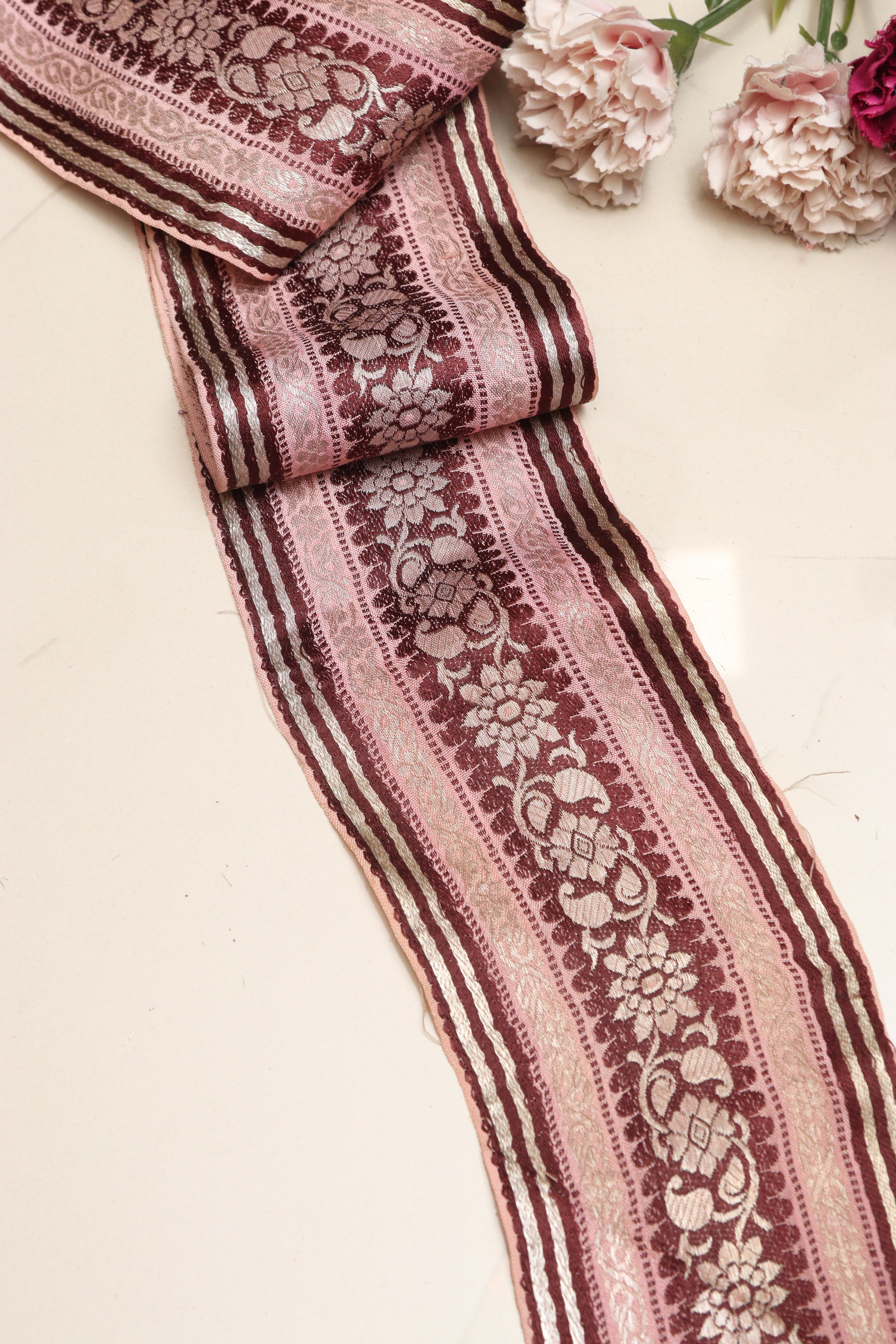 Pink Banarasi Handloom Vintage Pure Silk Border Lace ( 1 Mtr ) - Luxurion World