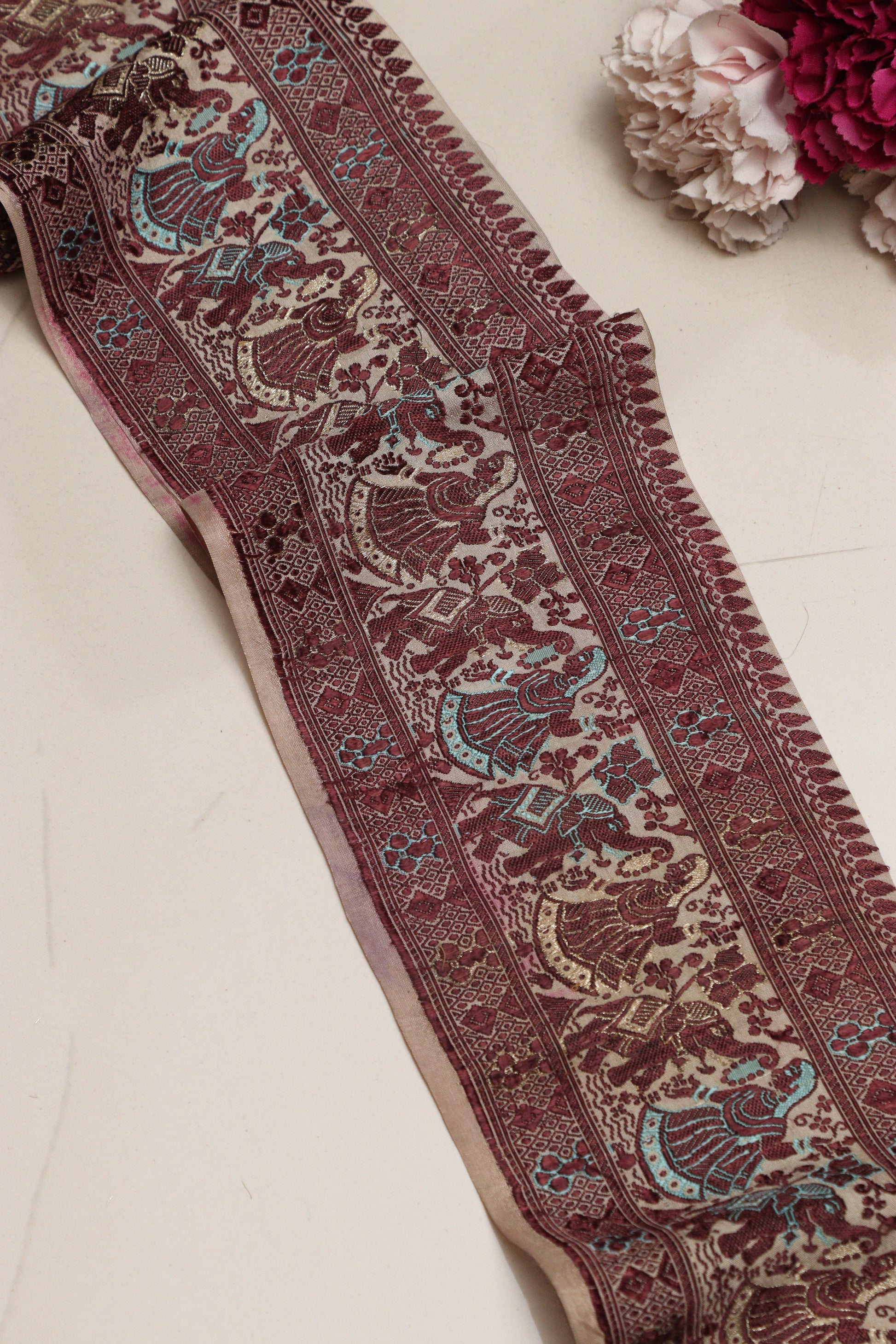 Maroon Banarasi Handloom Vintage Pure Silk Border Lace ( 1 Mtr ) - Luxurion World