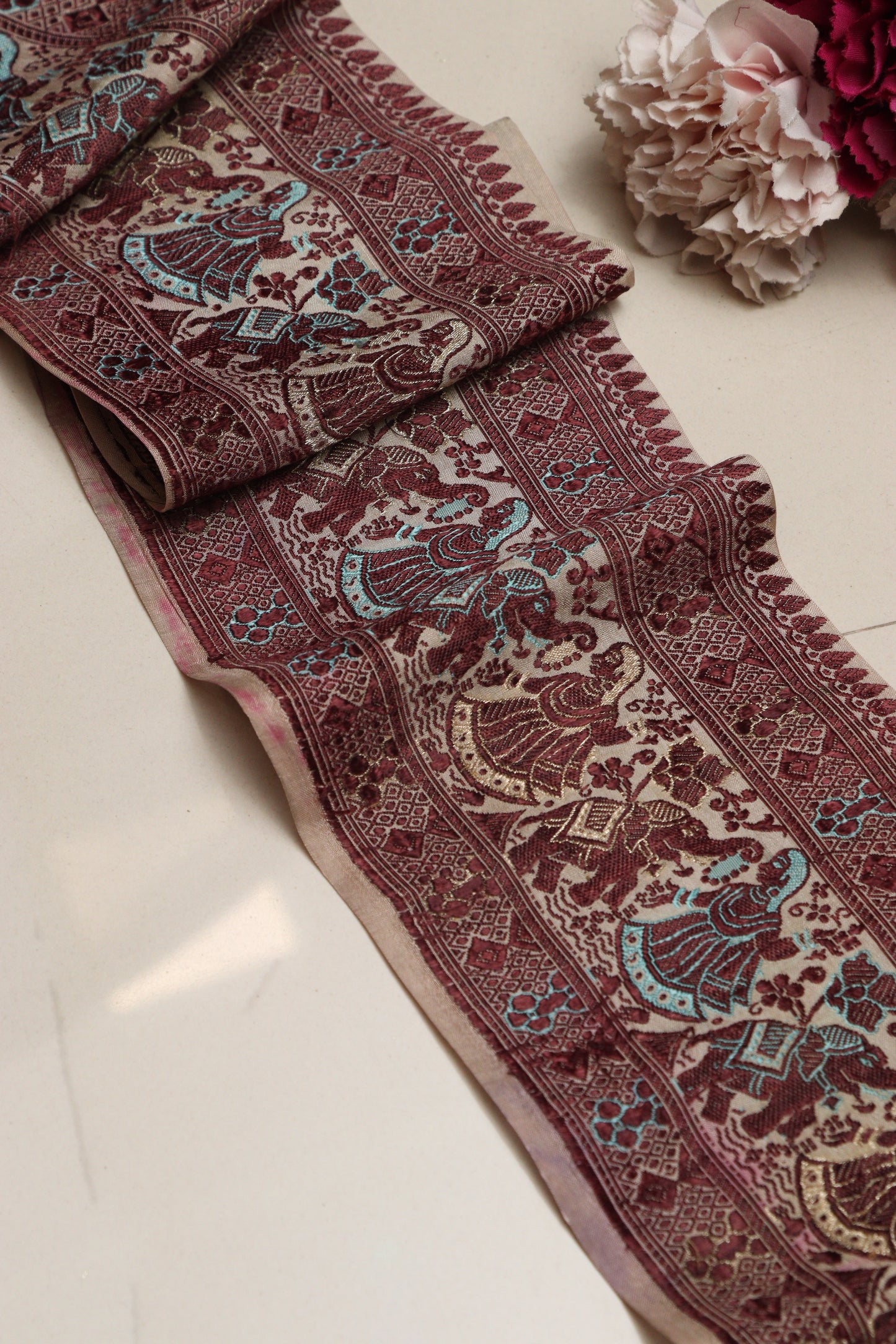 Maroon Banarasi Handloom Vintage Pure Silk Border Lace ( 1 Mtr ) - Luxurion World