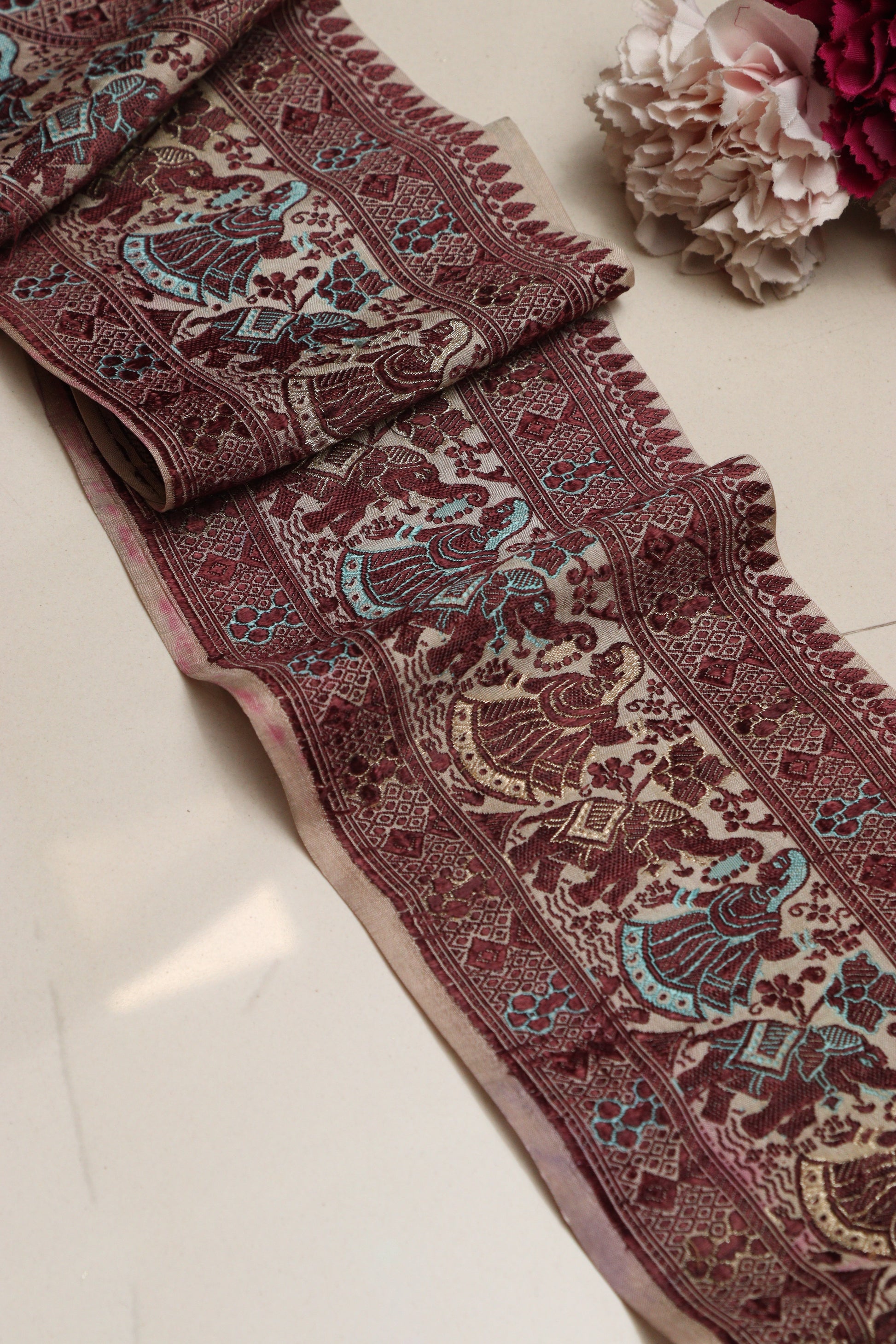 Maroon Banarasi Handloom Vintage Pure Silk Border Lace ( 1 Mtr ) - Luxurion World