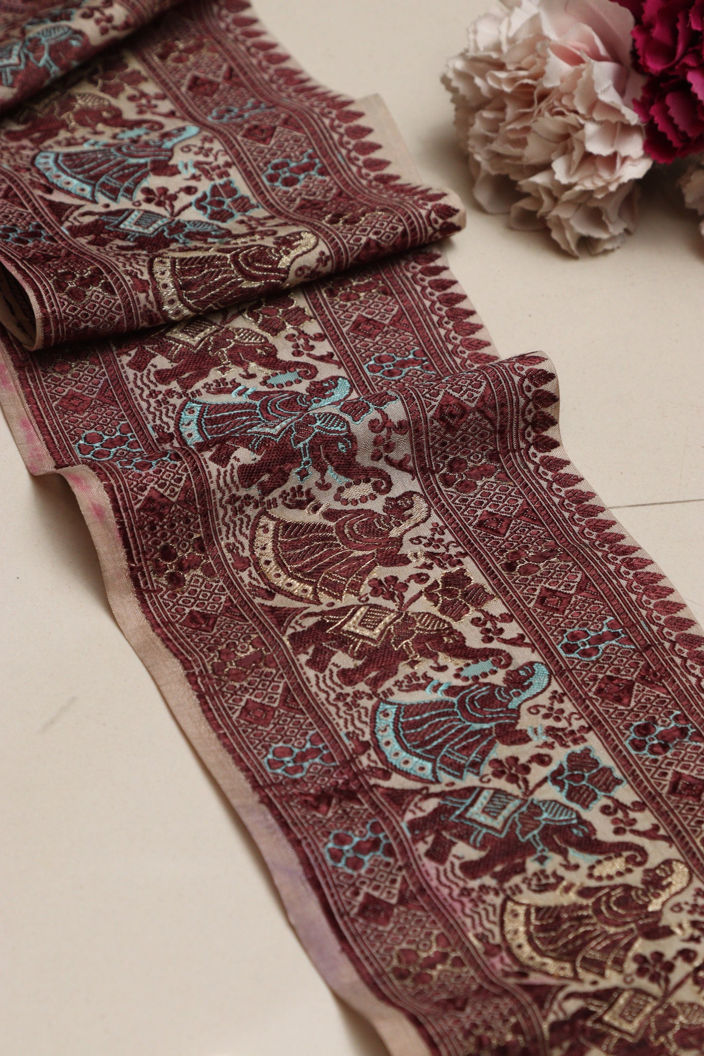 Maroon Banarasi Handloom Vintage Pure Silk Border Lace ( 1 Mtr ) - Luxurion World