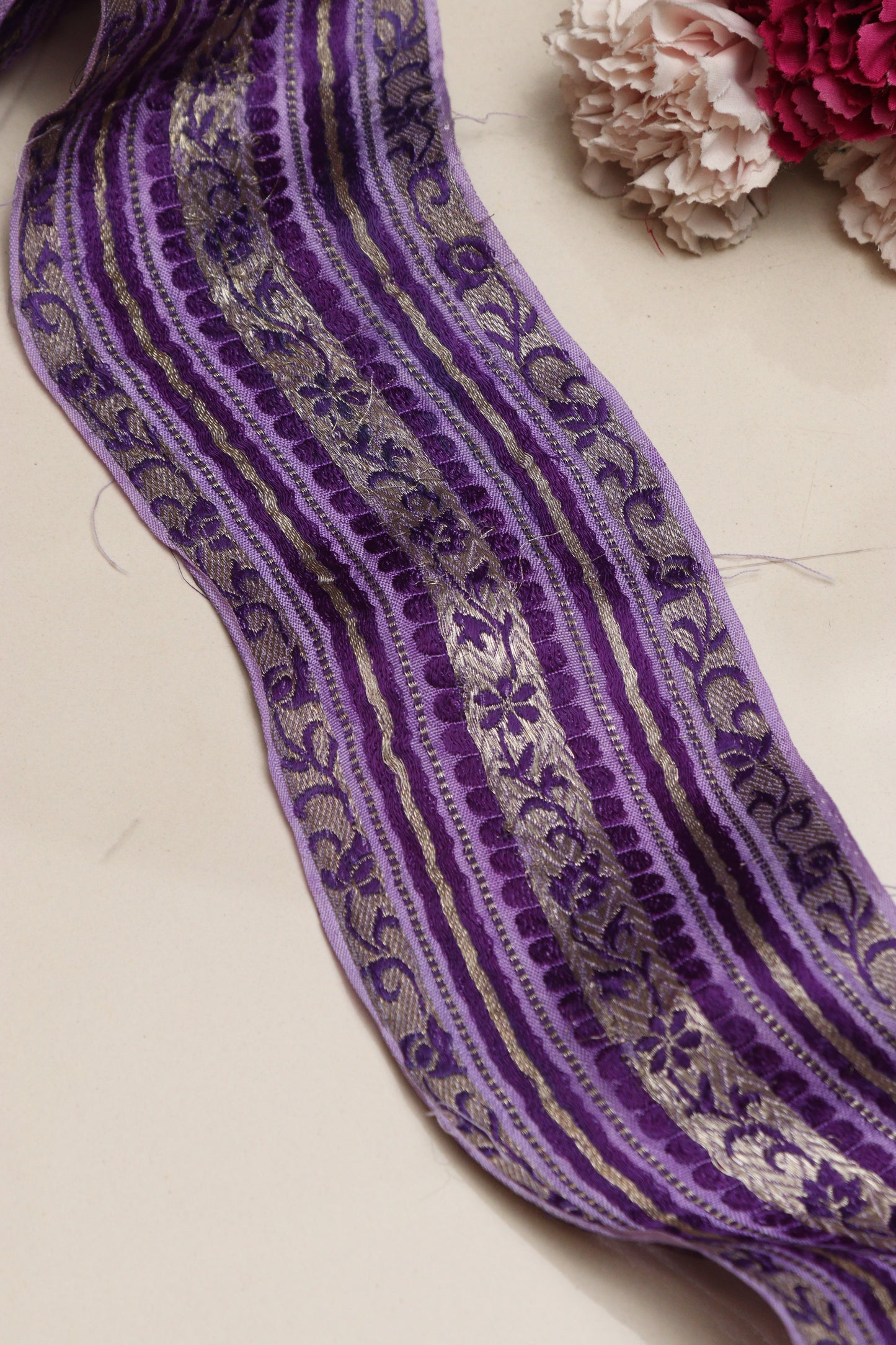 Exquisite Purple Banarasi Handloom Vintage Pure Silk Border Lace ( 1 Mtr ) - Luxurion World