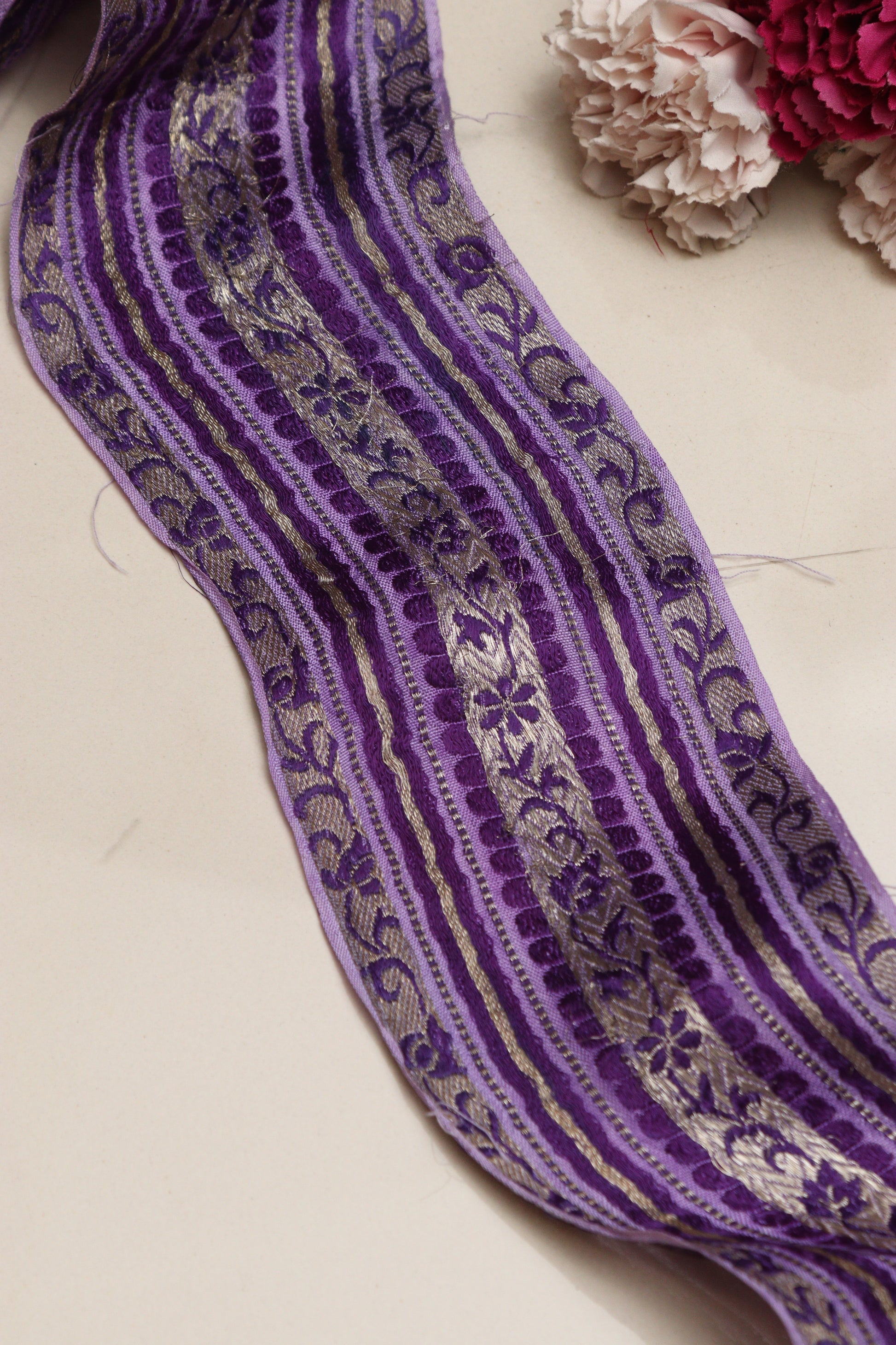 Exquisite Purple Banarasi Handloom Vintage Pure Silk Border Lace ( 1 Mtr ) - Luxurion World
