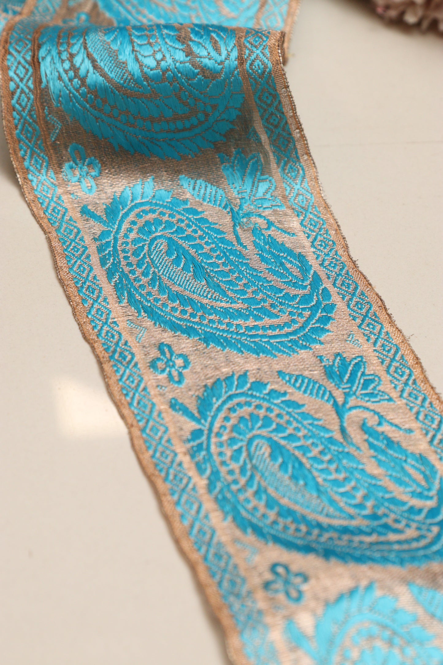 Blue Banarasi Handloom Vintage Pure Silk Border Lace ( 1 Mtr ) - Luxurion World