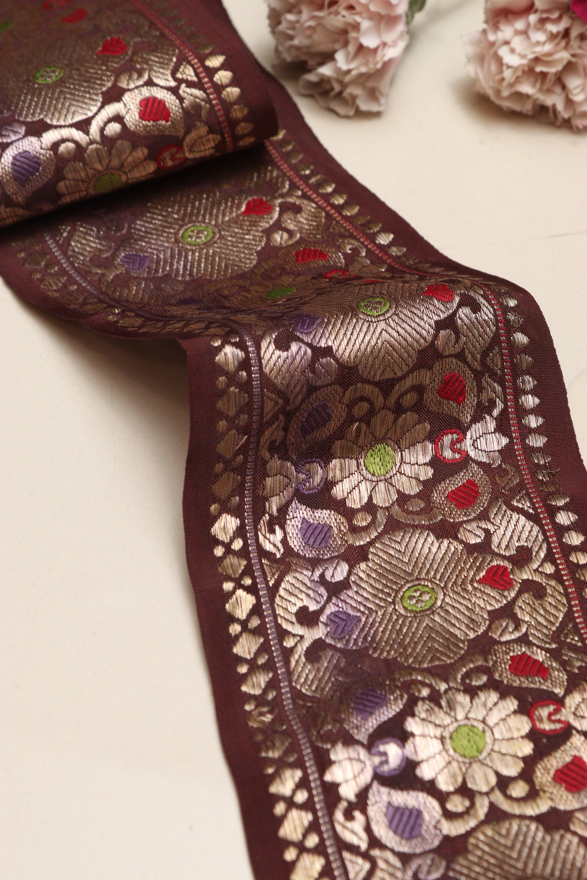 Maroon Banarasi Handloom Vintage Pure Silk Border Lace ( 1 Mtr ) - Luxurion World