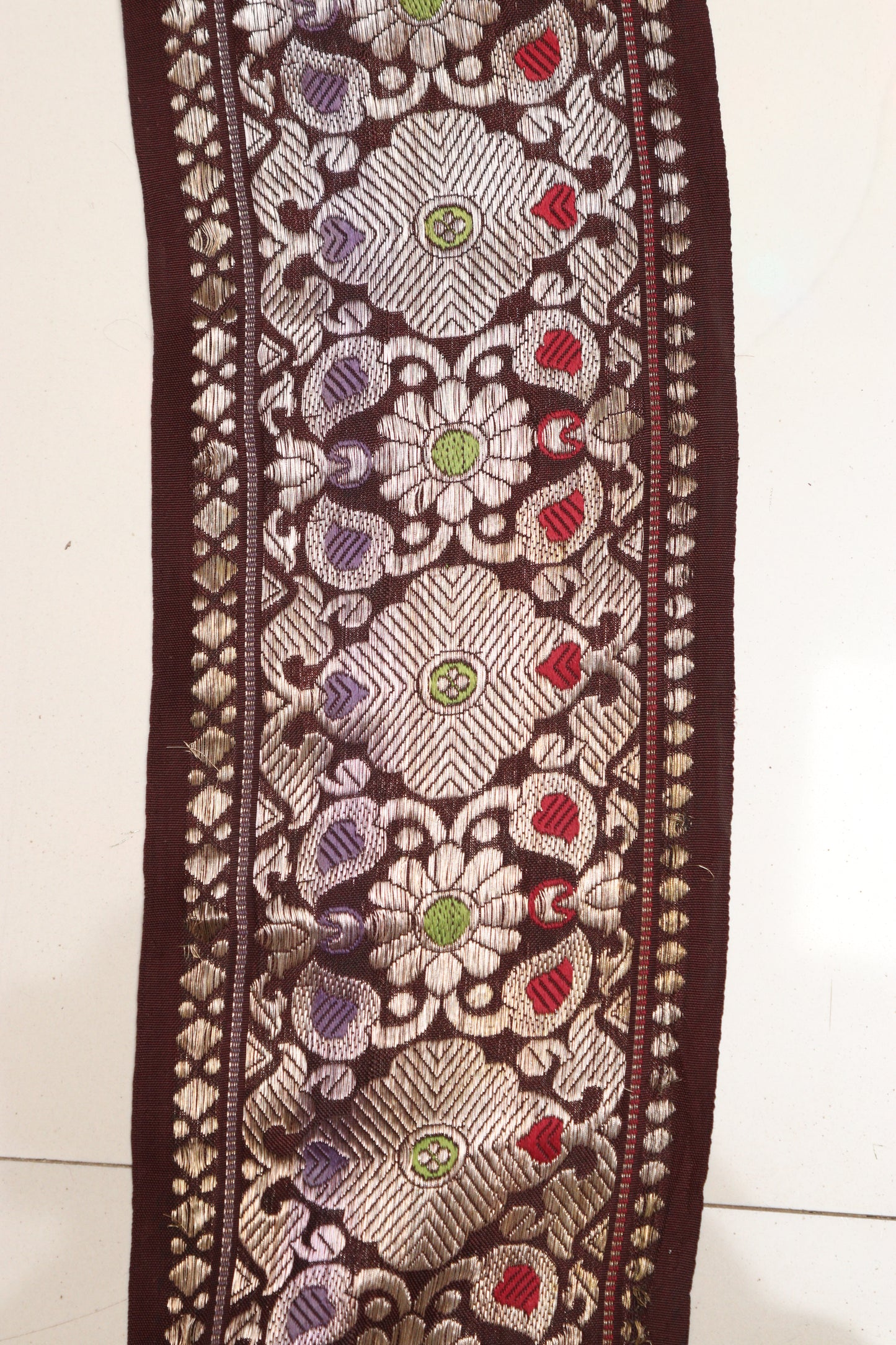 Maroon Banarasi Handloom Vintage Pure Silk Border Lace ( 1 Mtr ) - Luxurion World