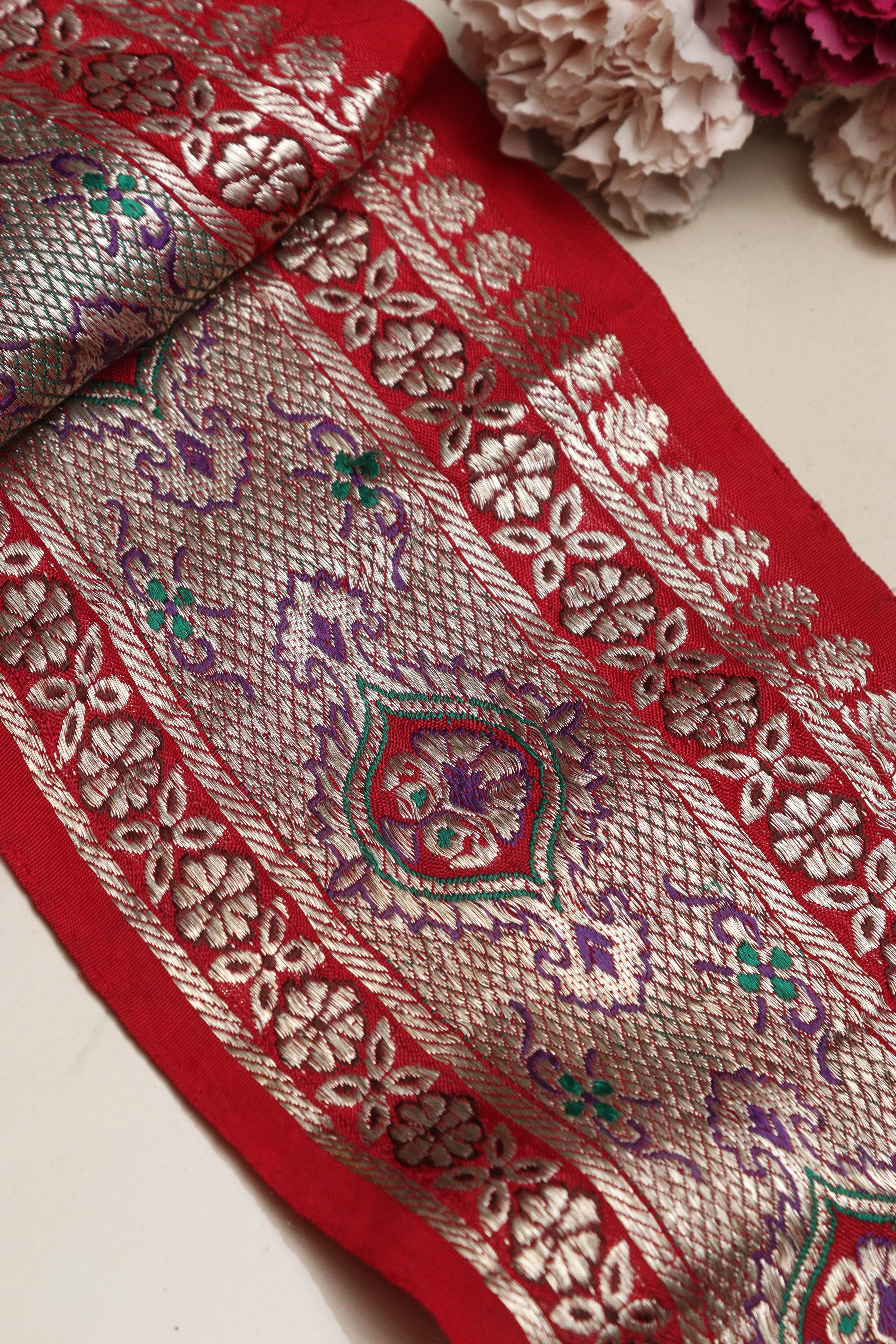 Red Banarasi Handloom Vintage Pure Silk Border Lace ( 1 Mtr ) - Luxurion World
