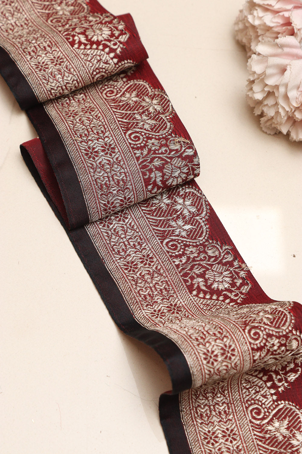 Red Banarasi Handloom Vintage Pure Silk Border Lace ( 1 Mtr ) - Luxurion World