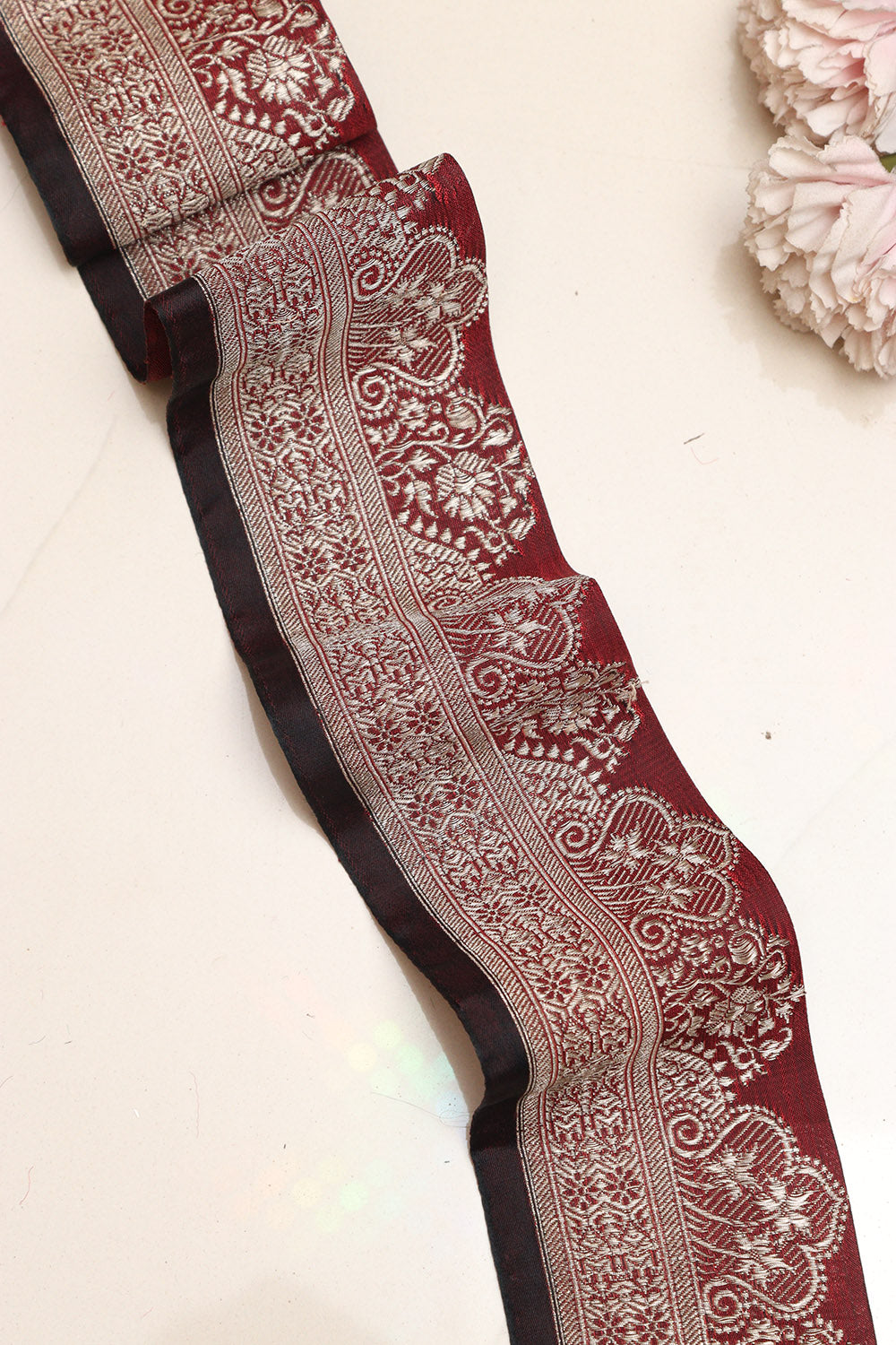 Red Banarasi Handloom Vintage Pure Silk Border Lace ( 1 Mtr ) - Luxurion World