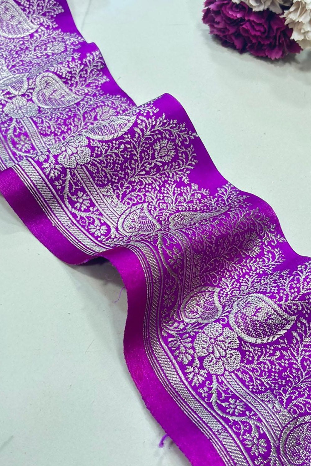 Purple Banarasi Handloom Vintage Pure Silk Border Lace ( 1 Mtr ) - Luxurion World
