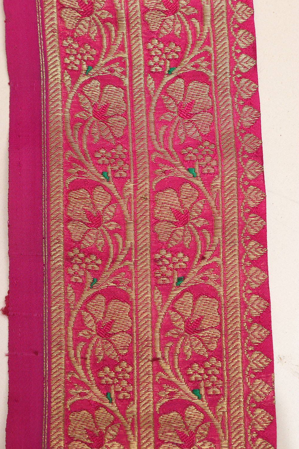 Pink Banarasi Handloom Vintage Pure Silk Border Lace - Luxurion World
