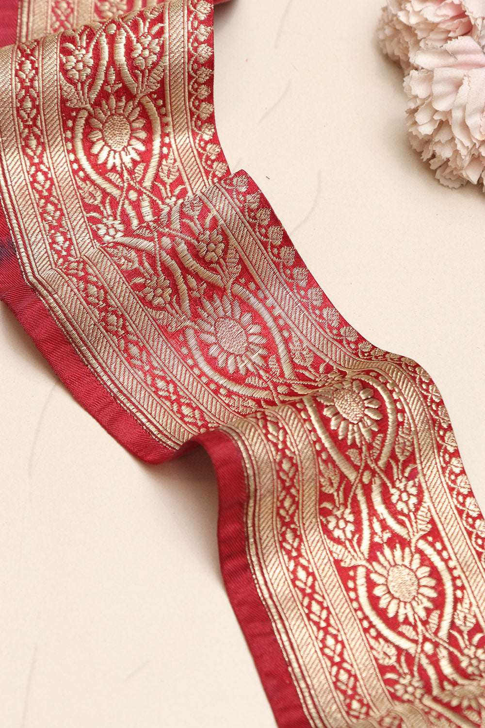 Red Banarasi Handloom Vintage Pure Silk Border Lace ( 1 Mtr ) - Luxurion World