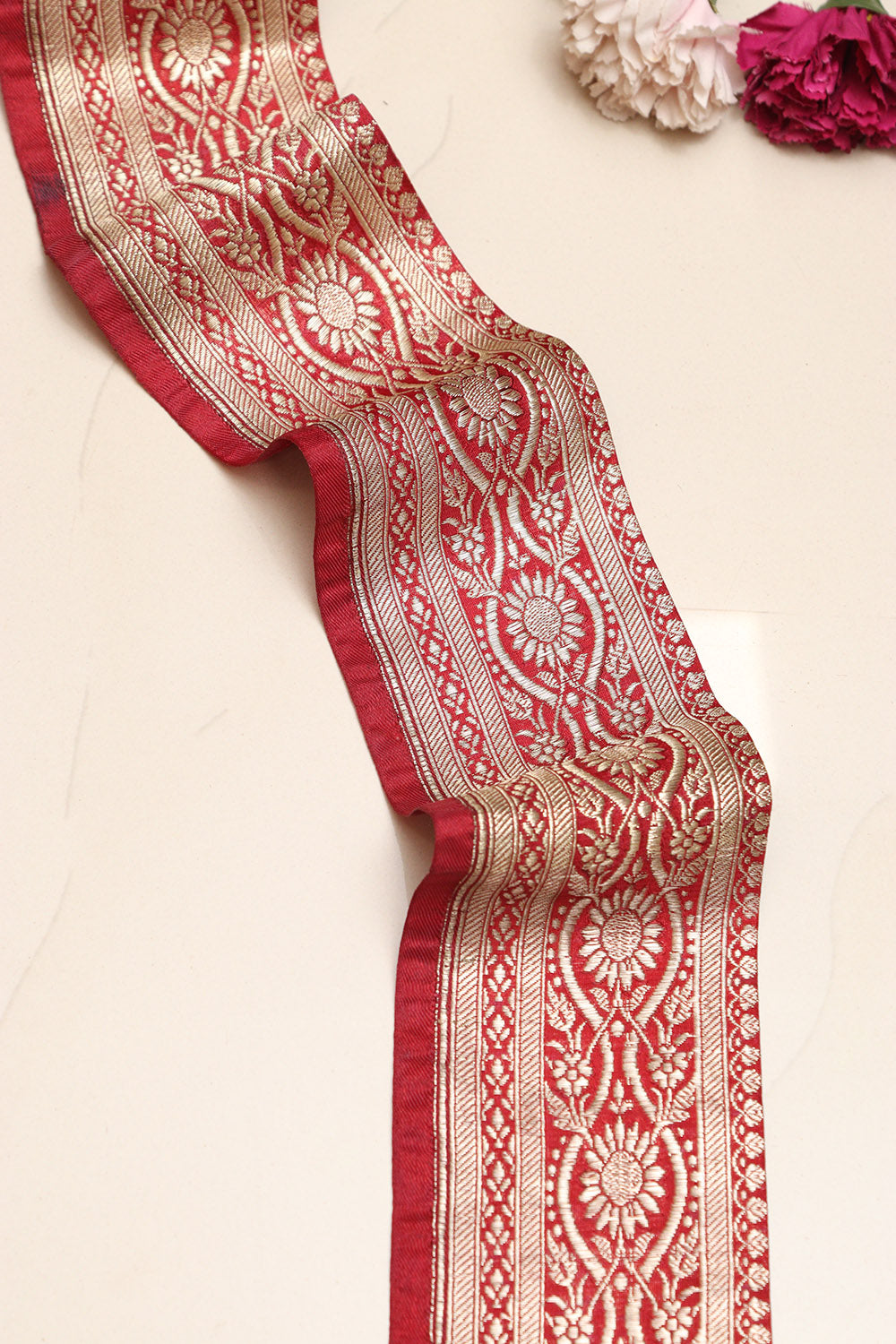 Red Banarasi Handloom Vintage Pure Silk Border Lace ( 1 Mtr ) - Luxurion World