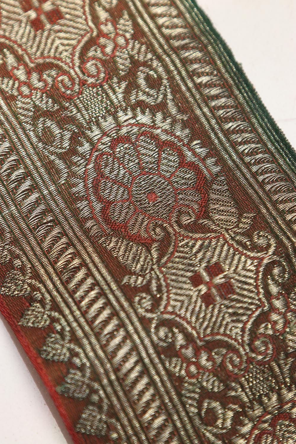 Orange Banarasi Handloom Vintage Pure Silk Border Lace ( 1 Mtr ) - Luxurion World