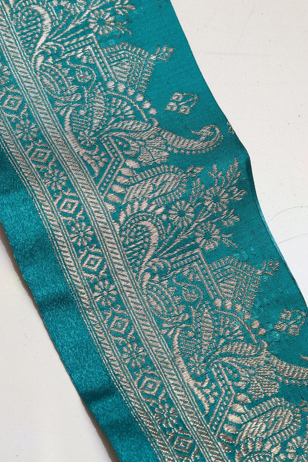 Blue Banarasi Handloom Vintage Pure Silk Border Lace ( 1 Mtr ) - Luxurion World