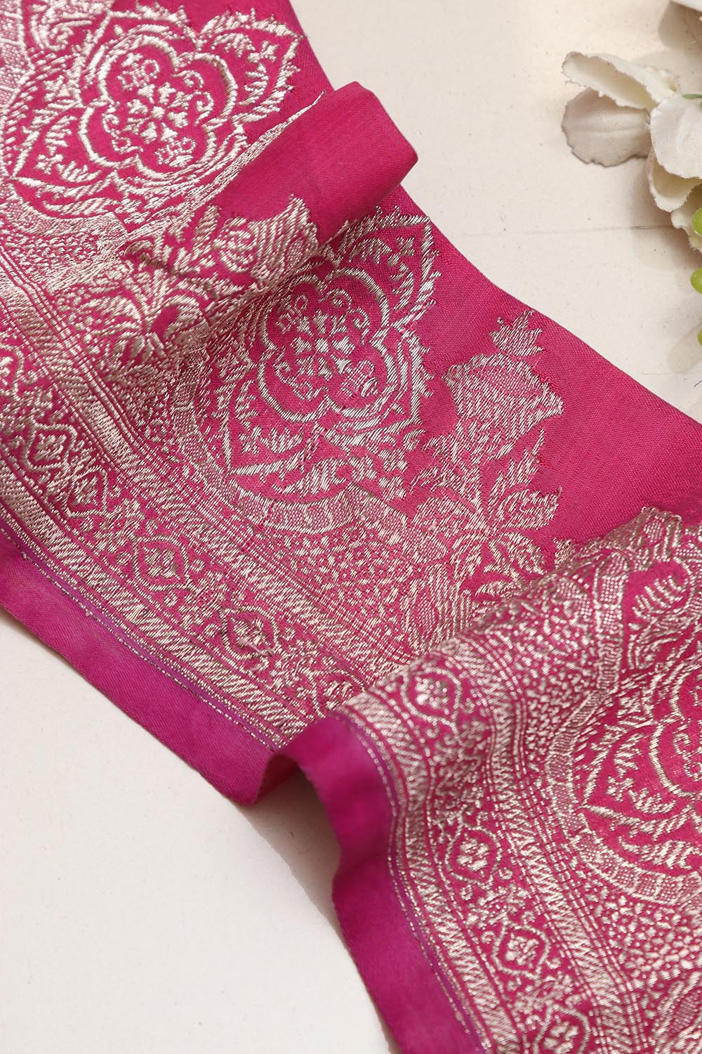 Pink Banarasi Handloom Vintage Pure Silk Border Lace ( 1 Mtr ) - Luxurion World