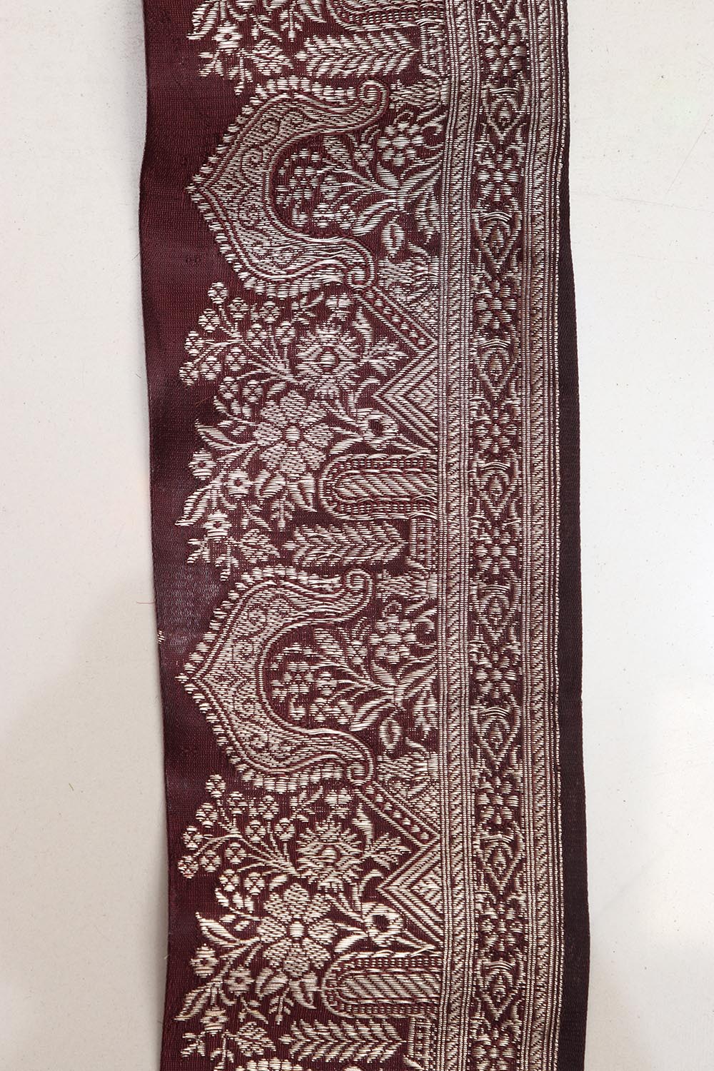 Maroon Banarasi Handloom Vintage Pure Silk Border Lace ( 1 Mtr ) - Luxurion World
