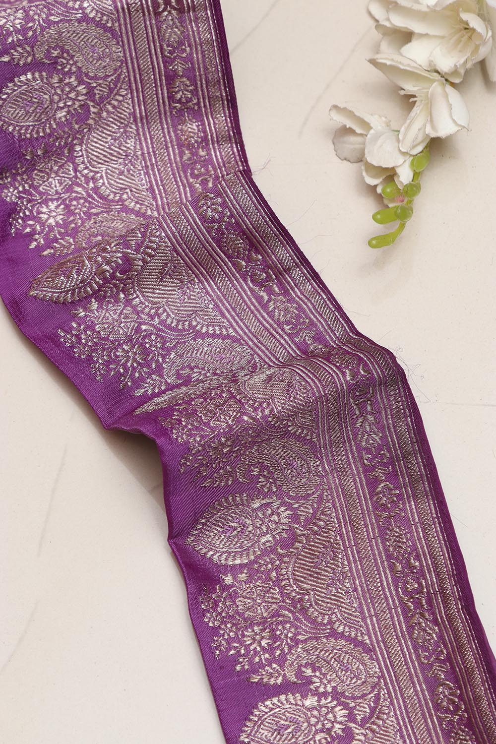 Exquisite Purple Banarasi Handloom Vintage Pure Silk Border Lace ( 1 Mtr ) - Luxurion World