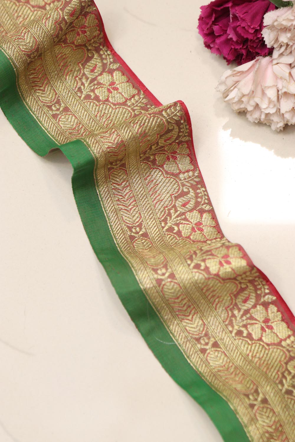 Red Green Banarasi Handloom Vintage Pure Silk Border Lace - Luxurion World