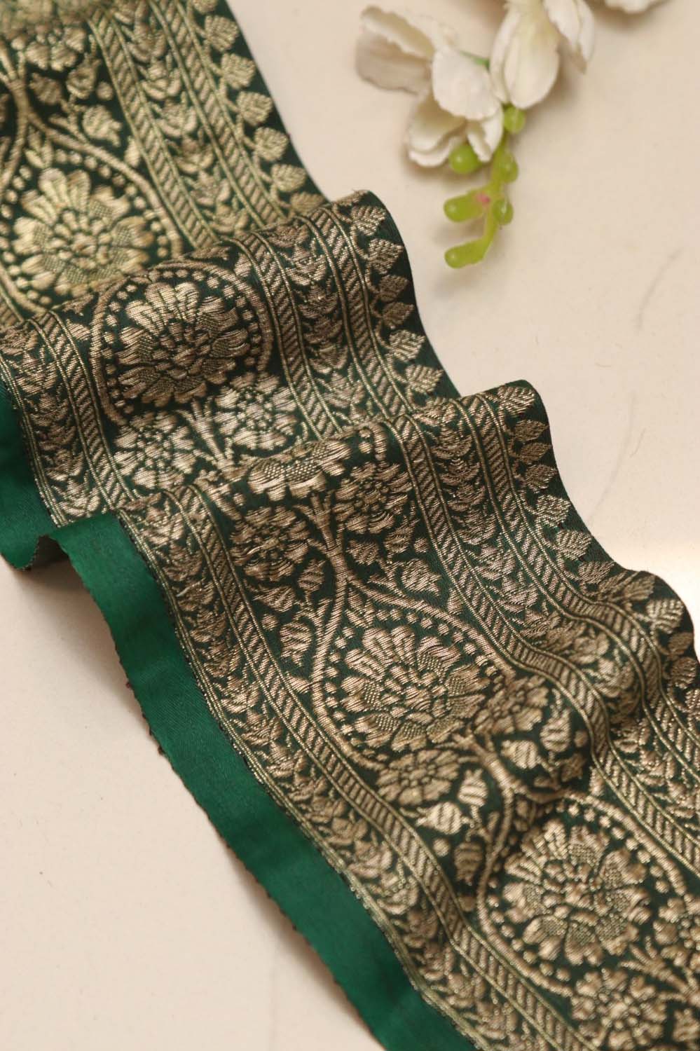 Green Banarasi Silk Vintage Handloom Borders - Luxurion World