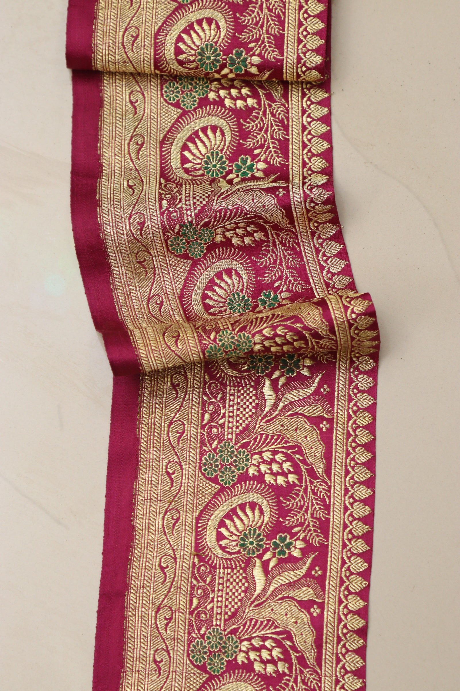 Pink Banarasi Handloom Vintage Pure Silk Border Lace ( 1 Mtr ) - Luxurion World