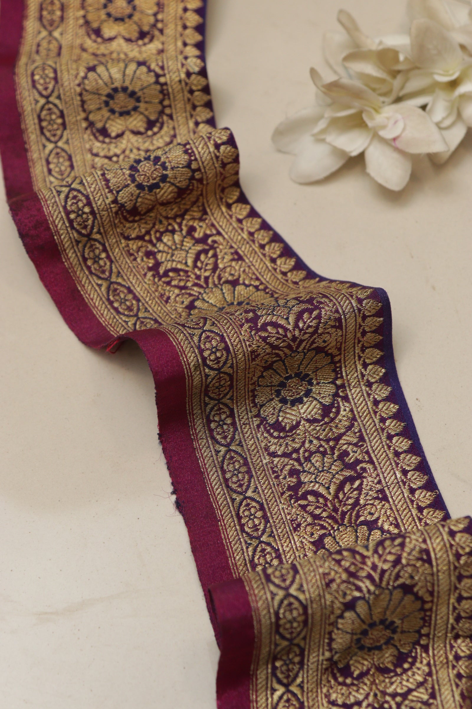 Purple Banarasi Handloom Vintage Pure Silk Border Lace ( 1 Mtr ) - Luxurion World