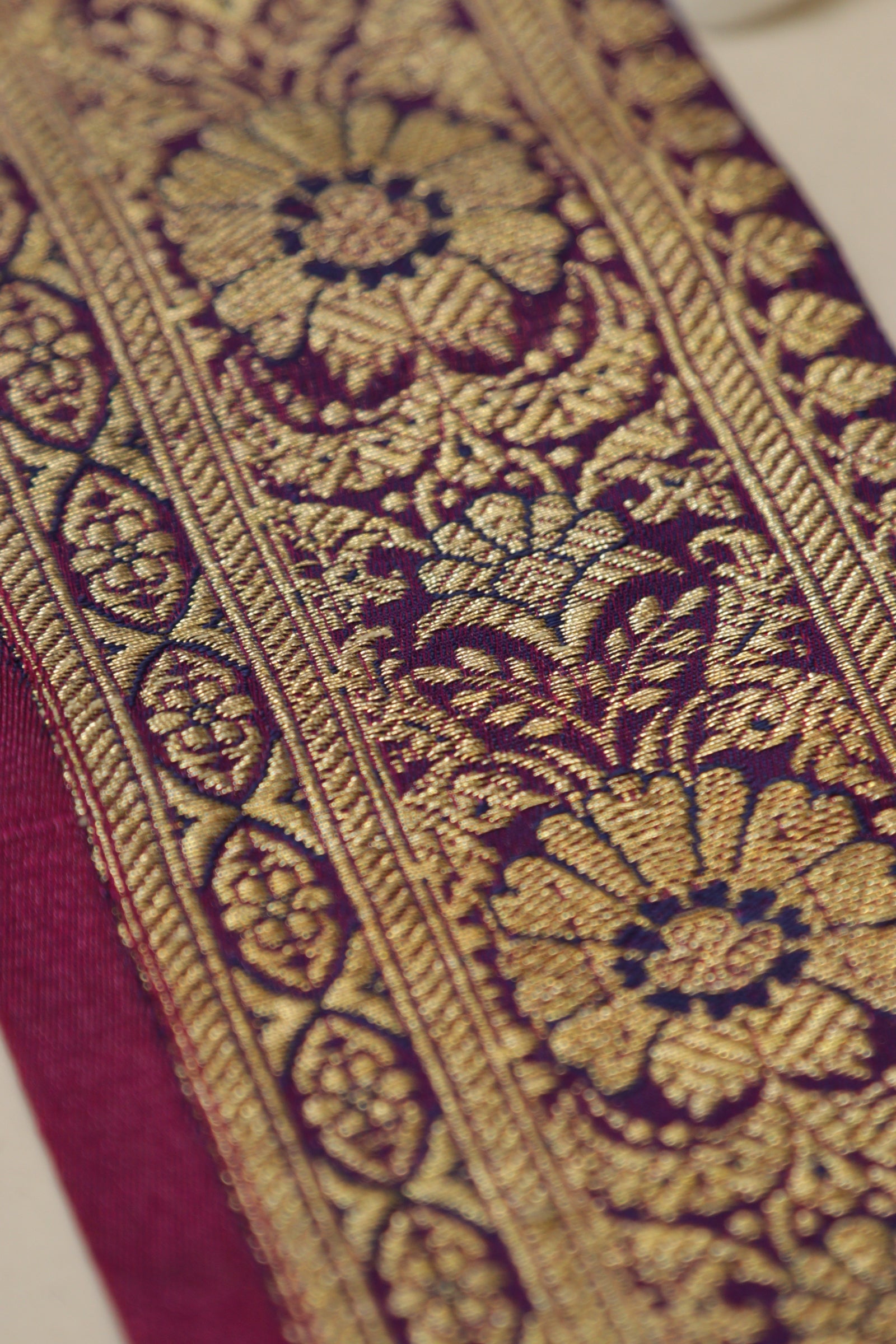 Purple Banarasi Handloom Vintage Pure Silk Border Lace ( 1 Mtr ) - Luxurion World