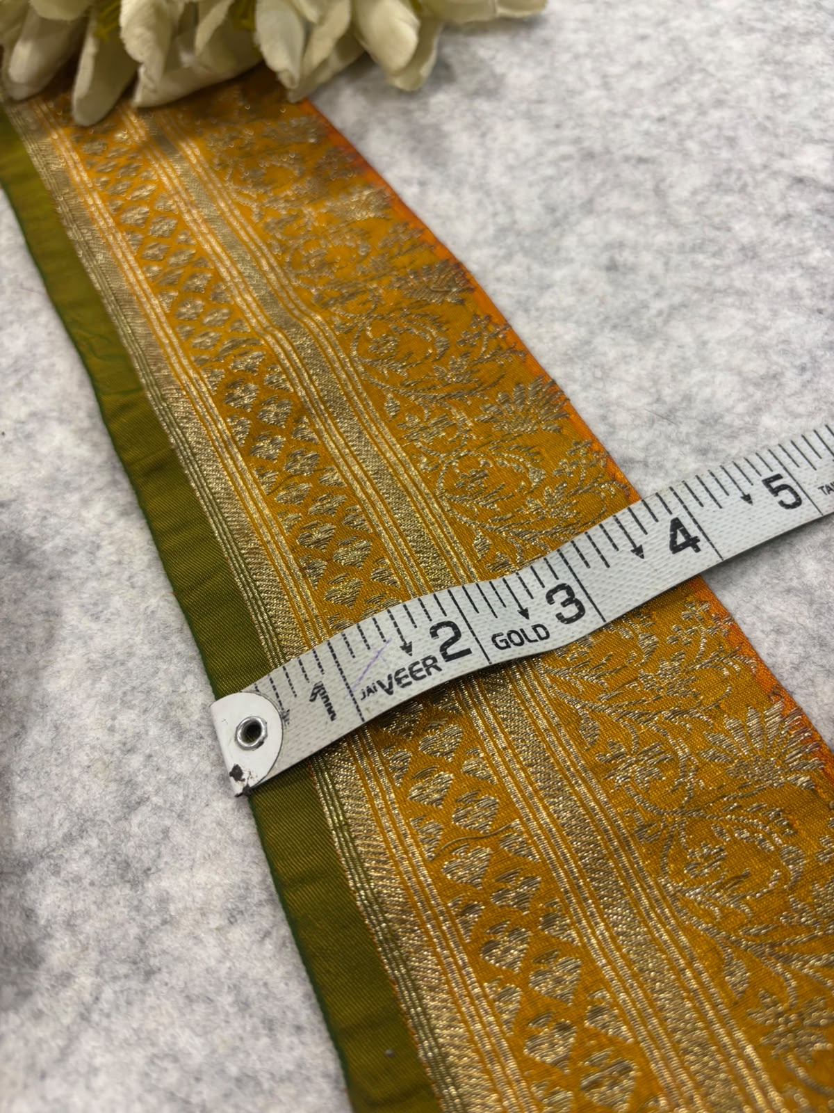 Yellow Banarasi Pure Silk Vintage Border Lace ( 1 Mtr )